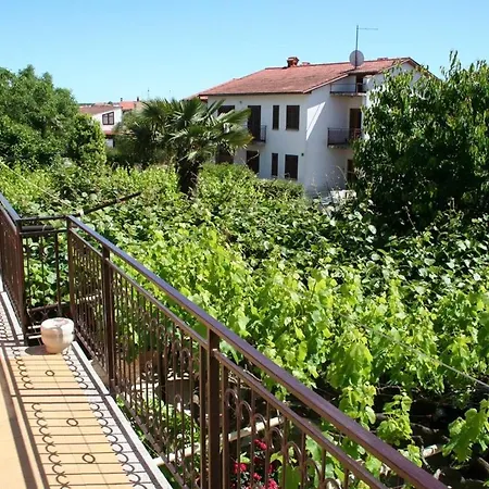 Ines Apartamento Pula
